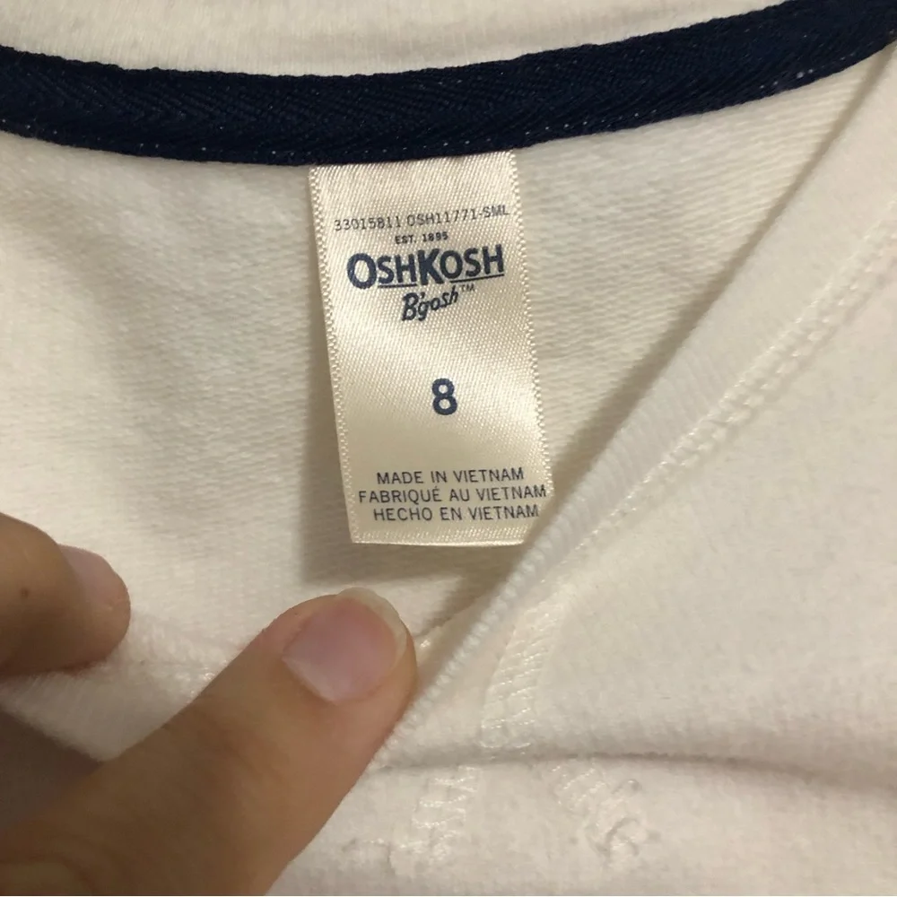 Oshkosh B’gosh holiday gold snowflake sweatshirt girls size 8 FINAL PRICE‎